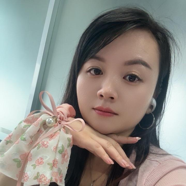 敏萌艳