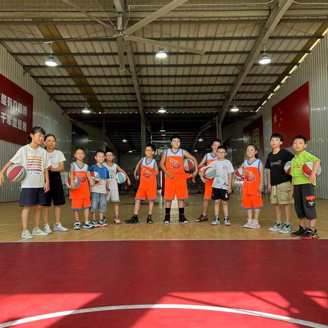 仙桃昂越篮球向砥