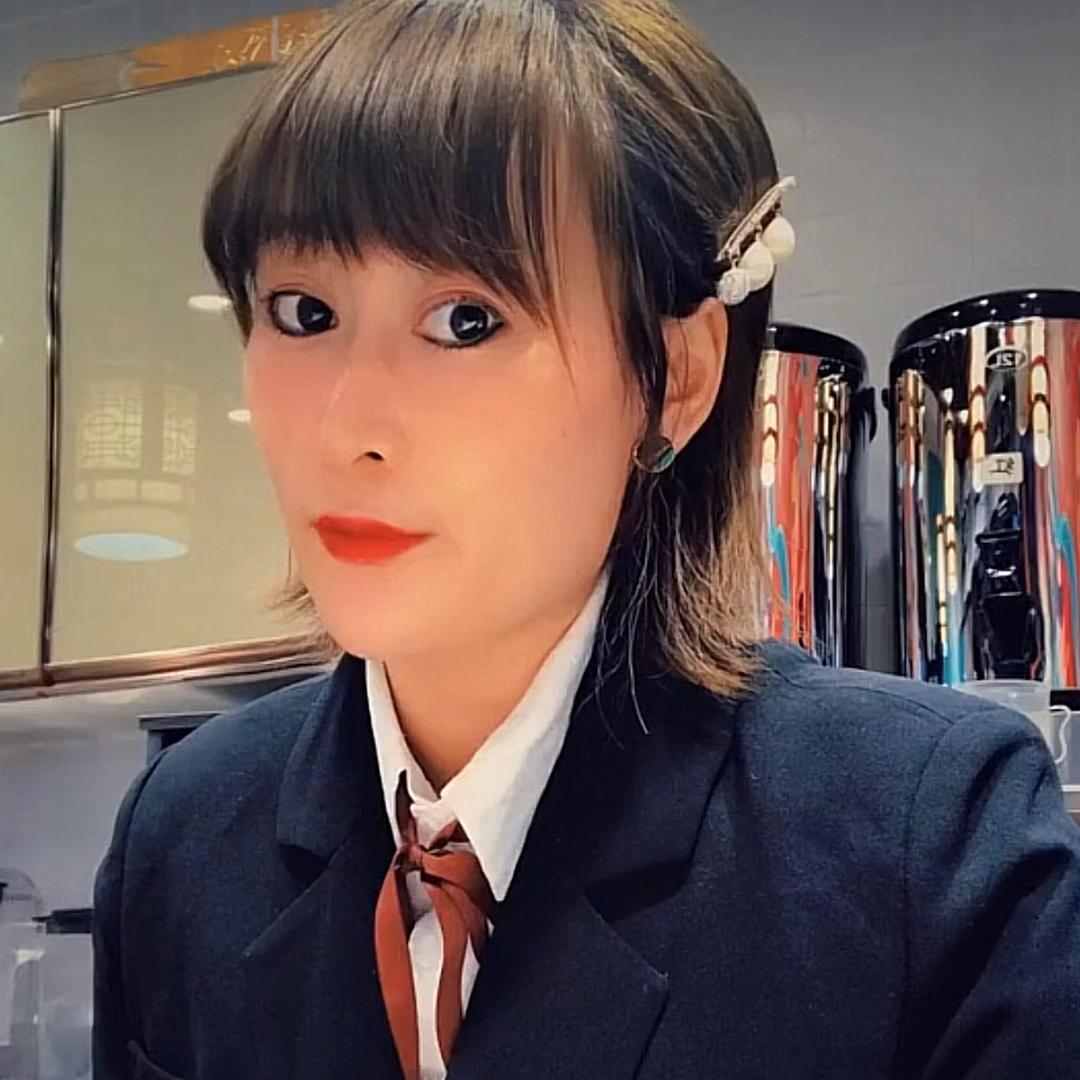 🐁Leila👑郝先生の方小姐