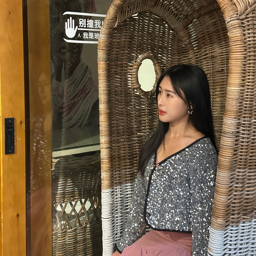 玖珈琪⁹⁹⁷收女徒