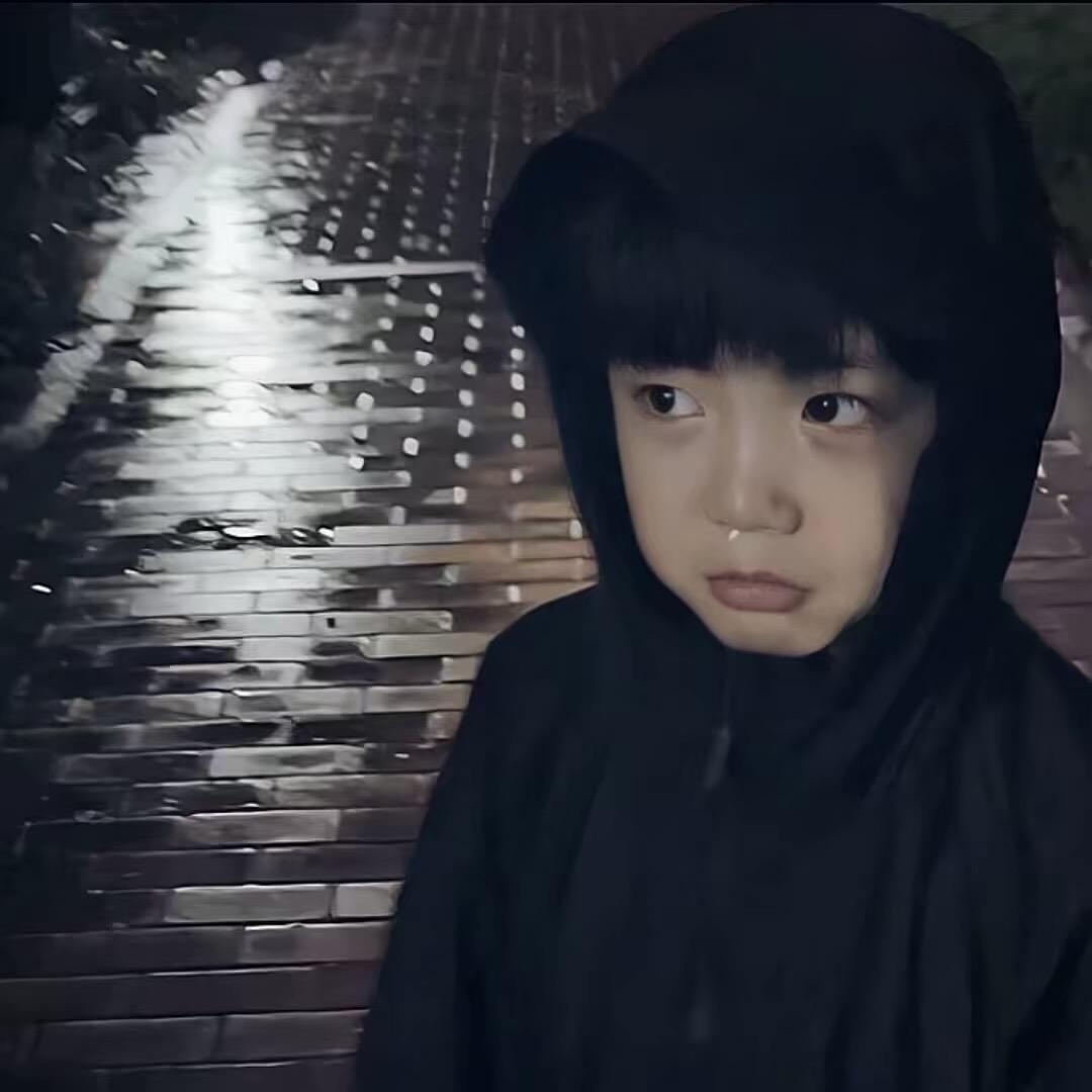 小～毓