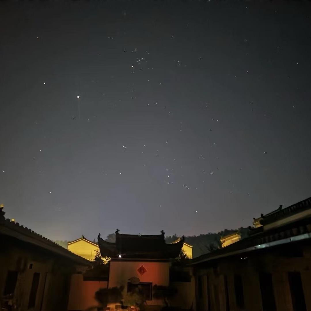绿宝电缆 万电线缆