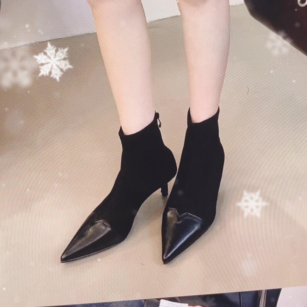 依依鞋服