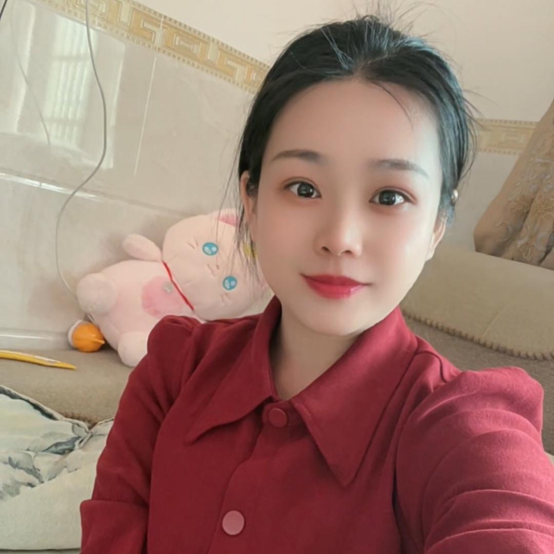 书包里的玫瑰🥀