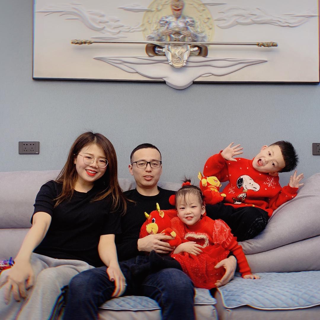 晓霞夫妇