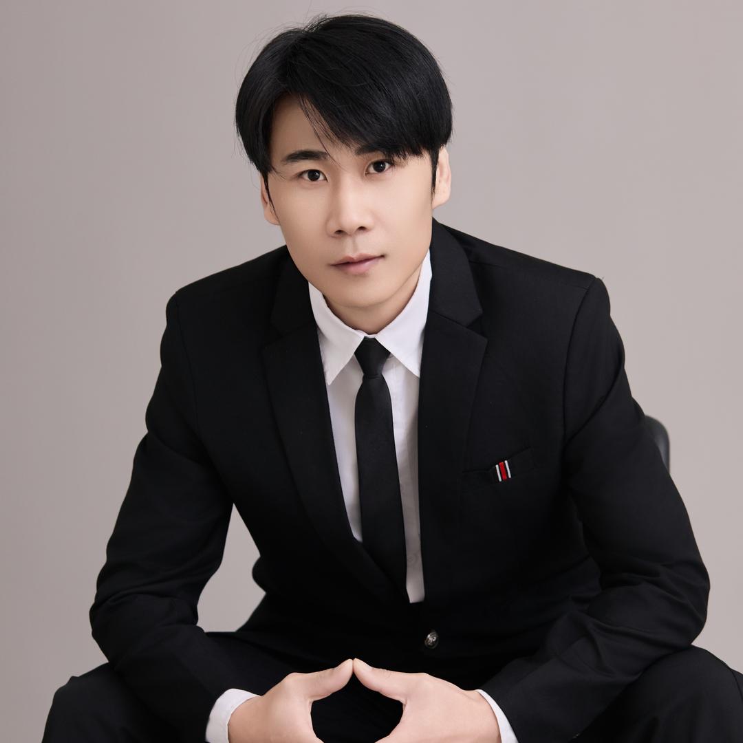 张浩然然