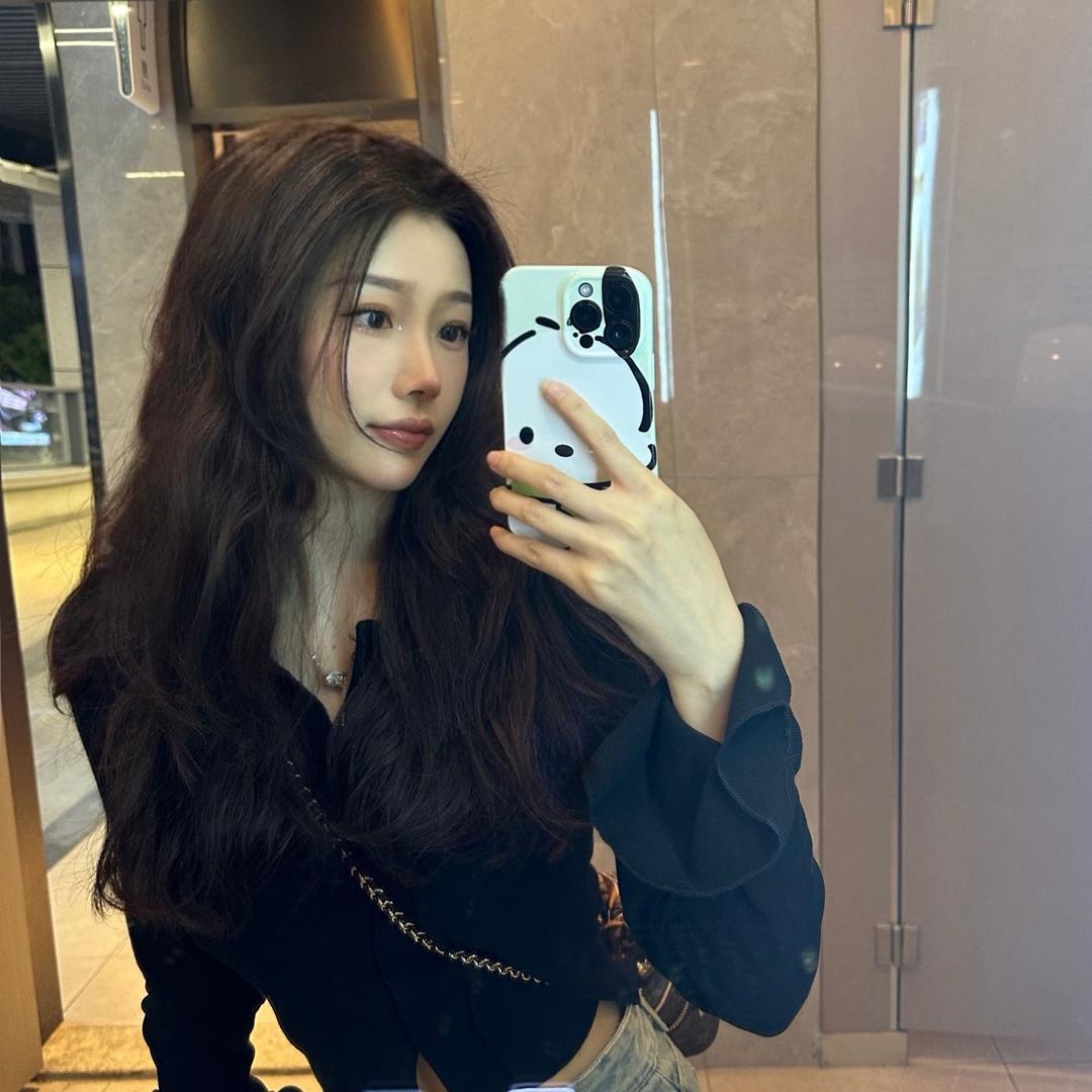 小何不吃饭