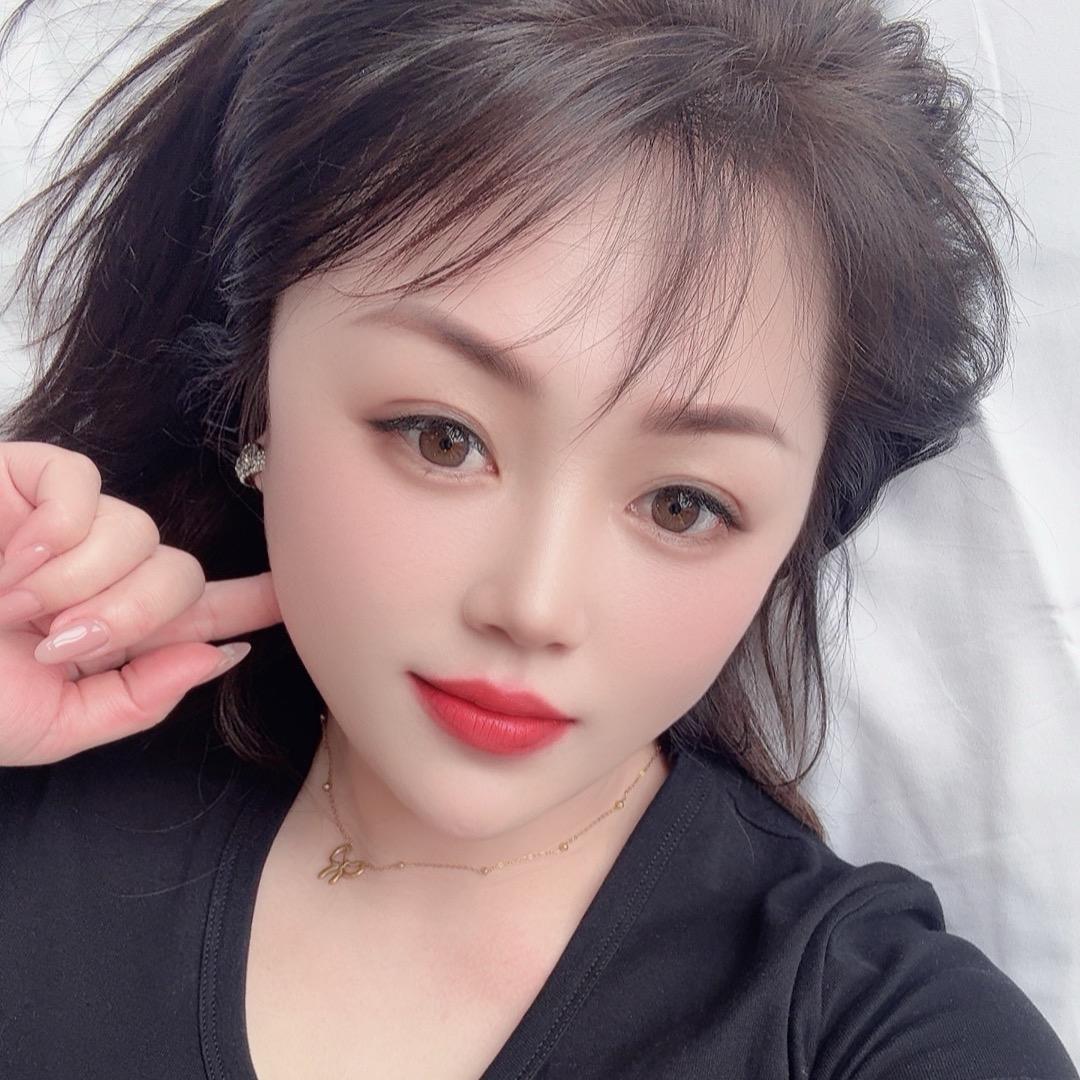 80后小泼妇💕