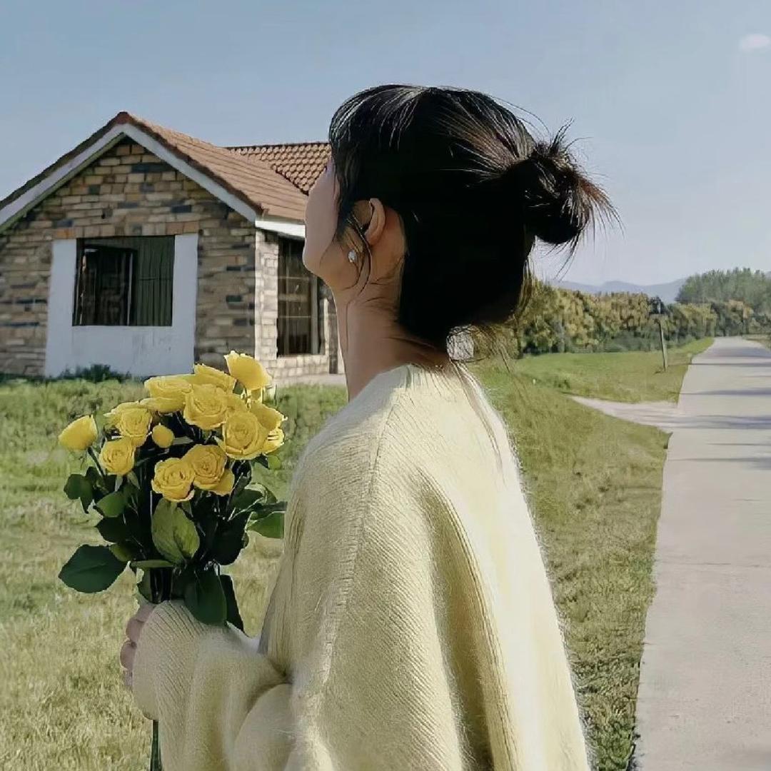 燕小燕吖~🎀
