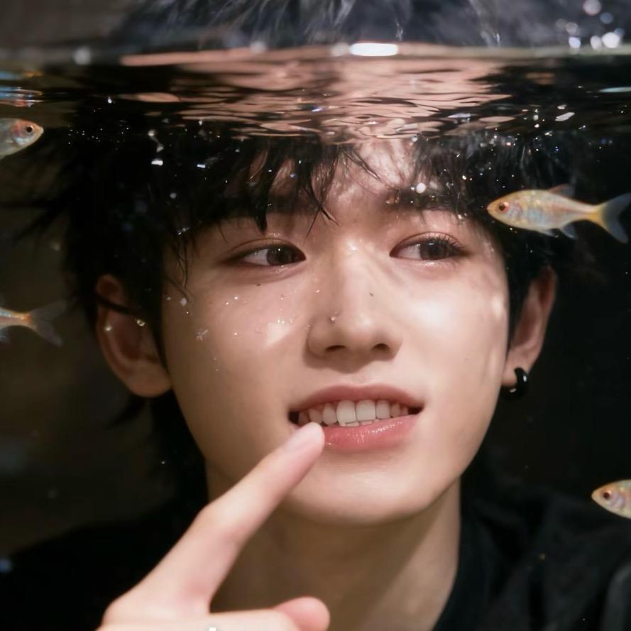 小宝mua Ⱄⱄ...