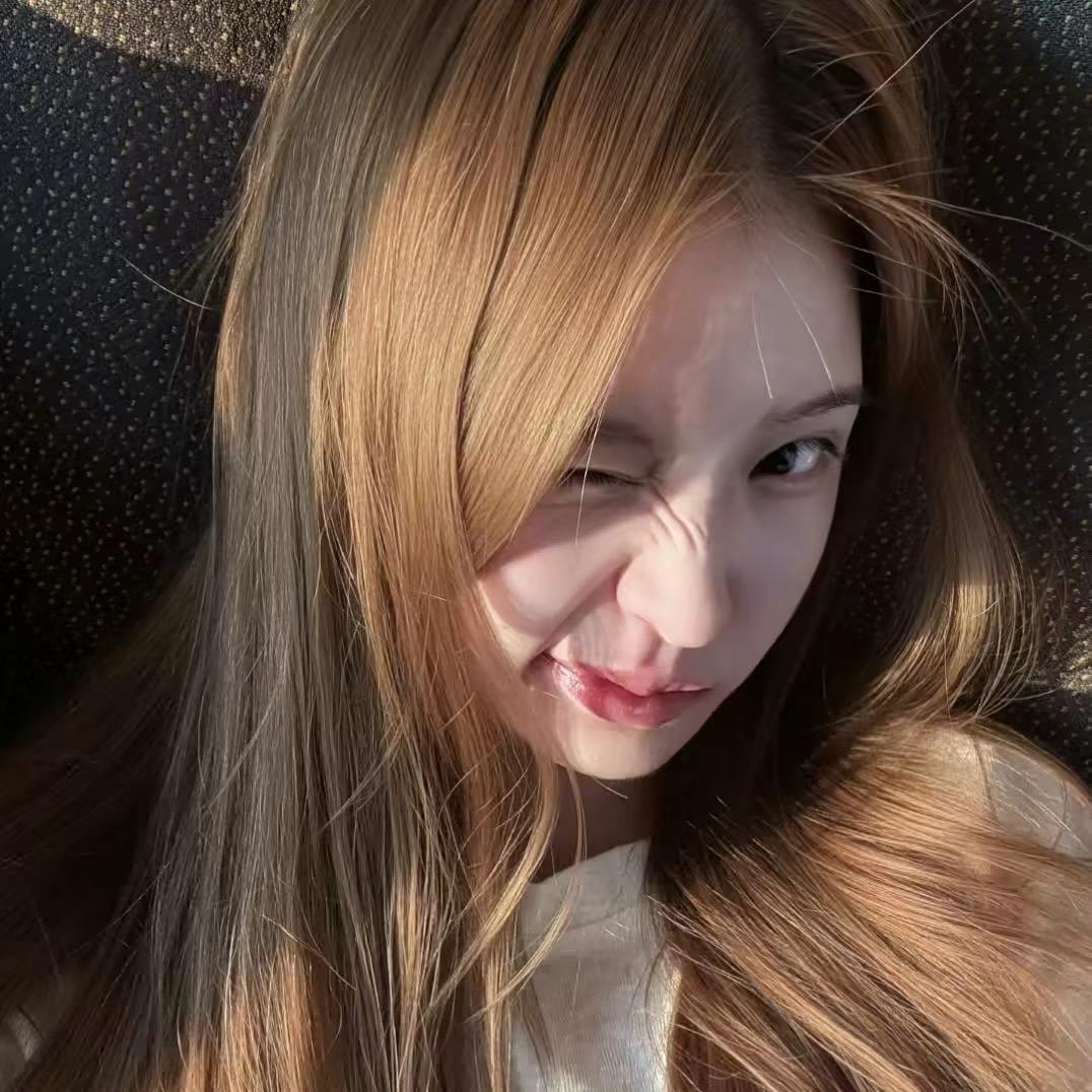 高冷的烤土豆🥔