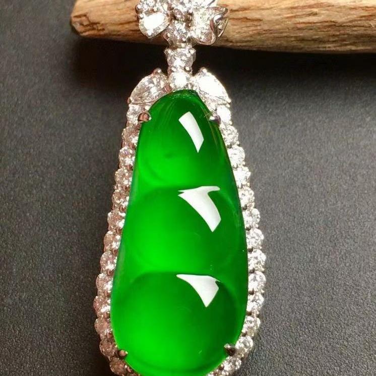李凌翡翠
