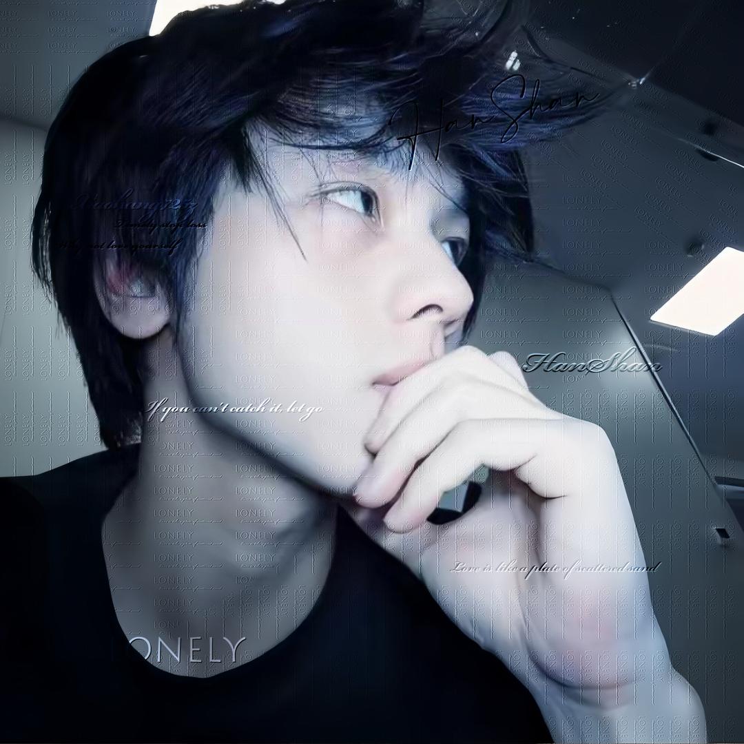 韩寒.