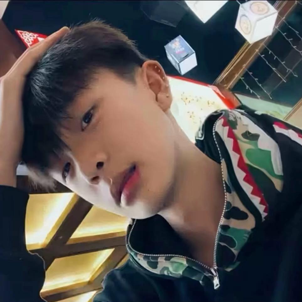 微笑的自己