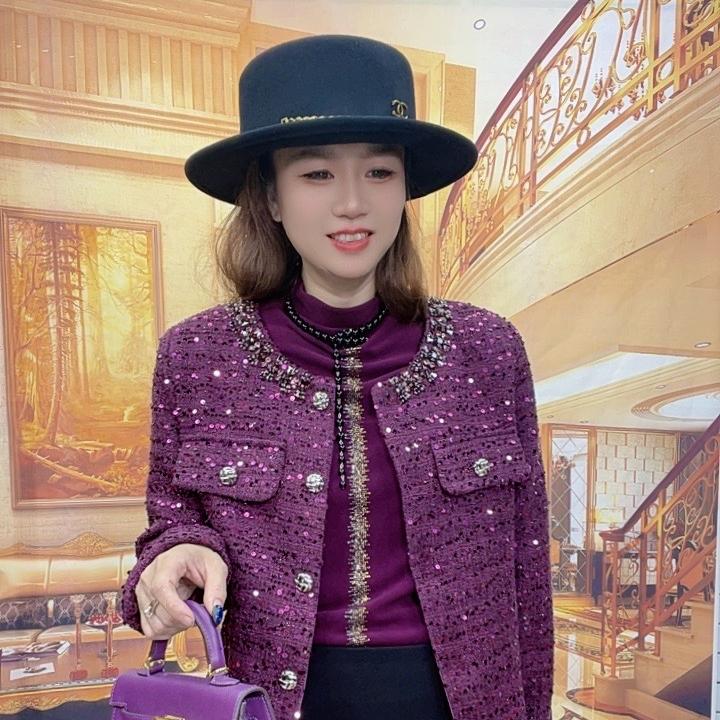 霞姐高端定制服装批发部