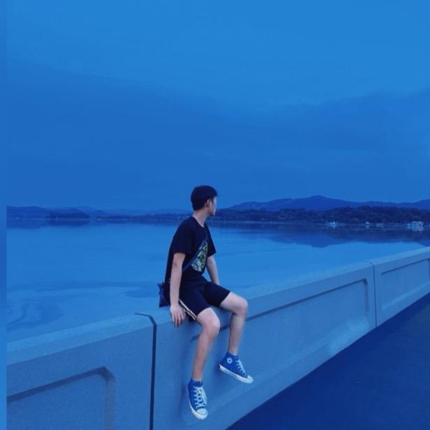 👀大俊老思