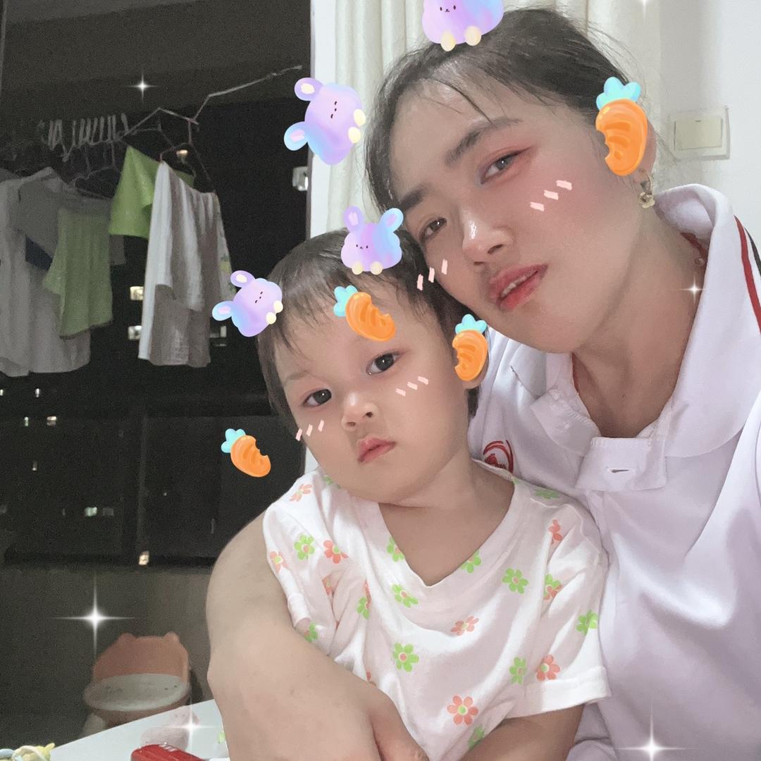 李芳
