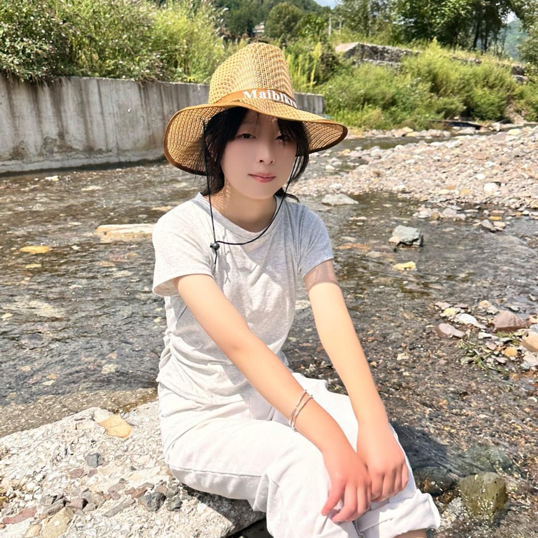 桃月儿吖