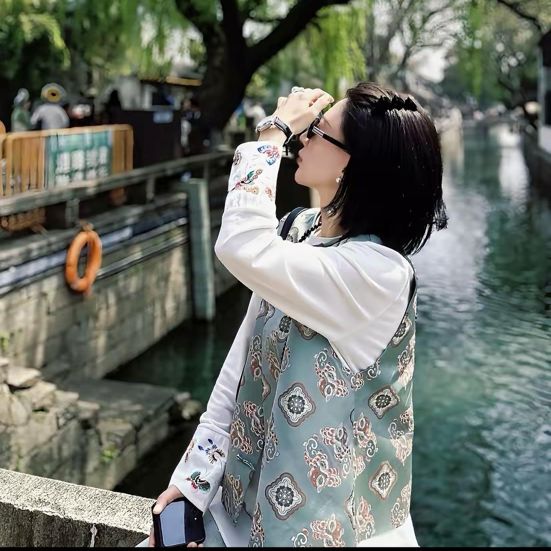 宫小妍～原创新中式