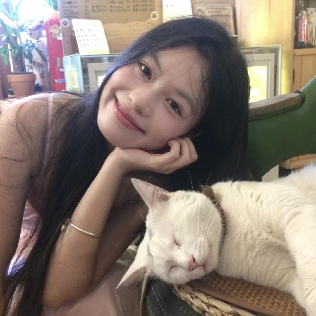 小小周-