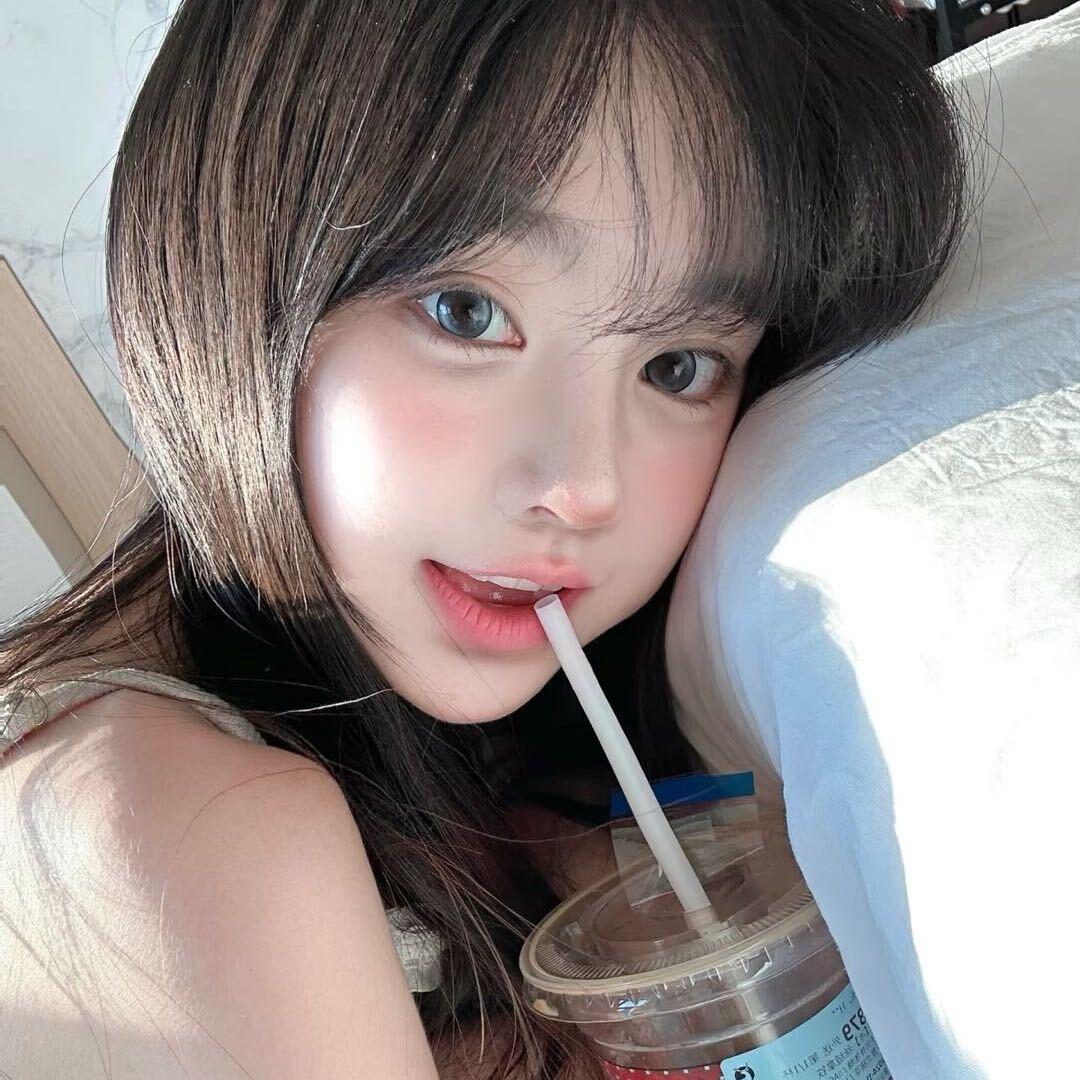 Mia_