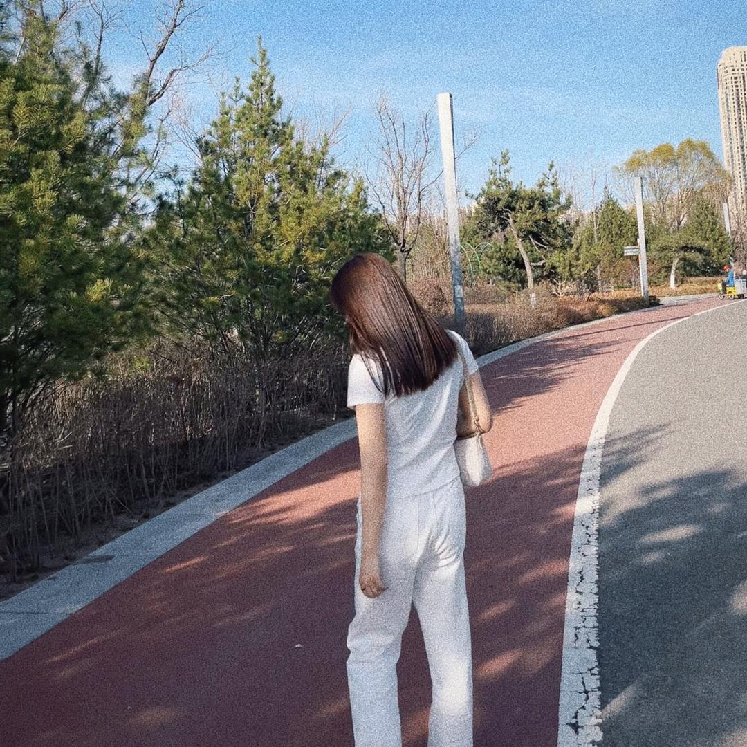 悲伤煎蛋螺蛳粉