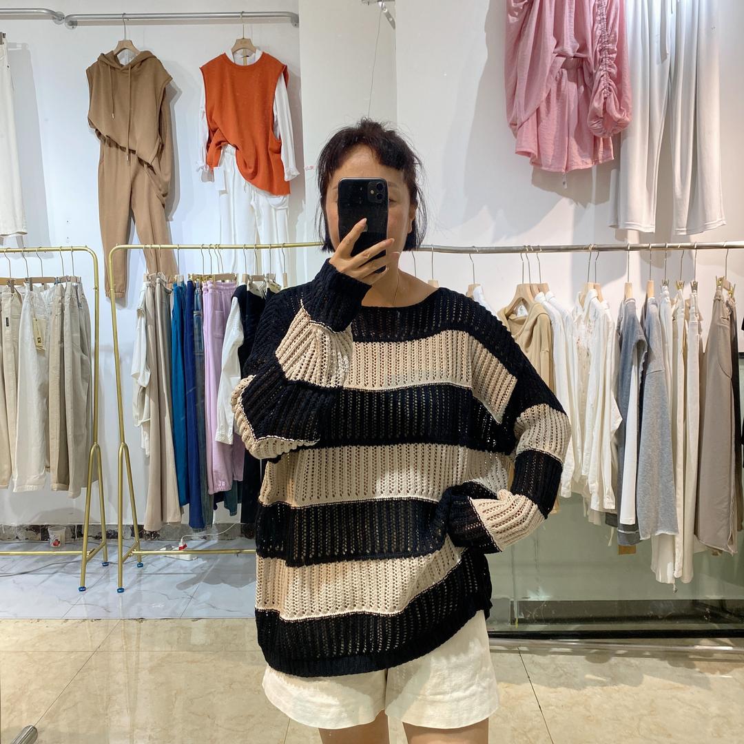 米色女装店