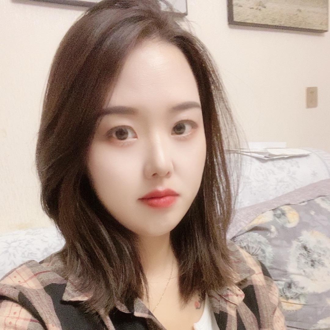 微微一笑🌸🌸🌈宁宁