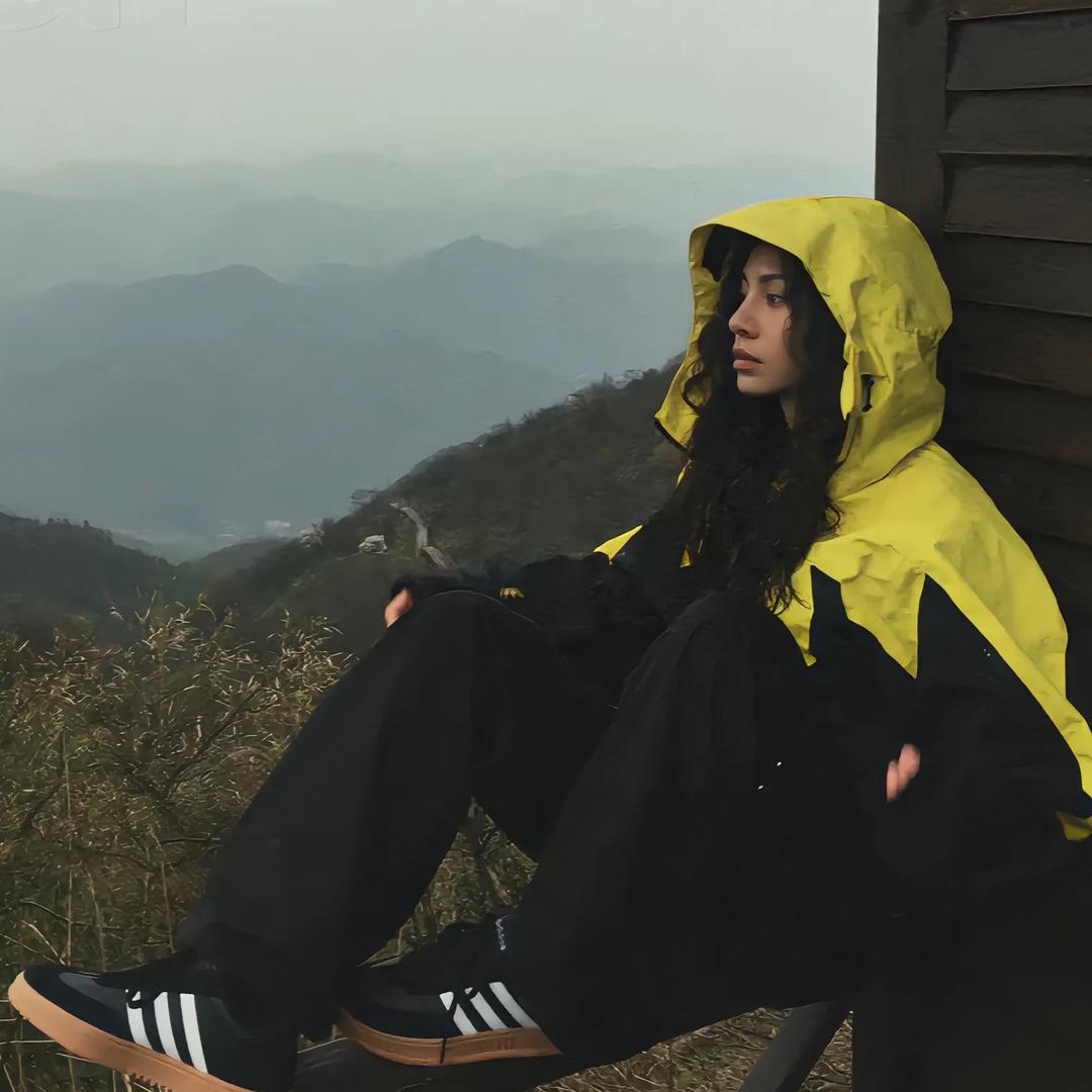 开猛龙的小姑娘