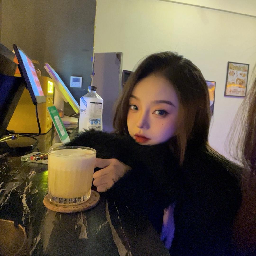 璐瑶芝麻粒🦄