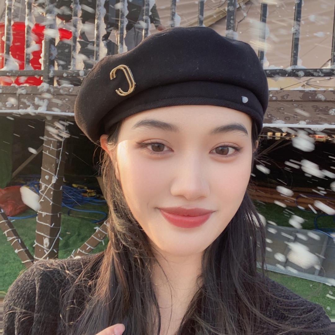 娜娜本娜