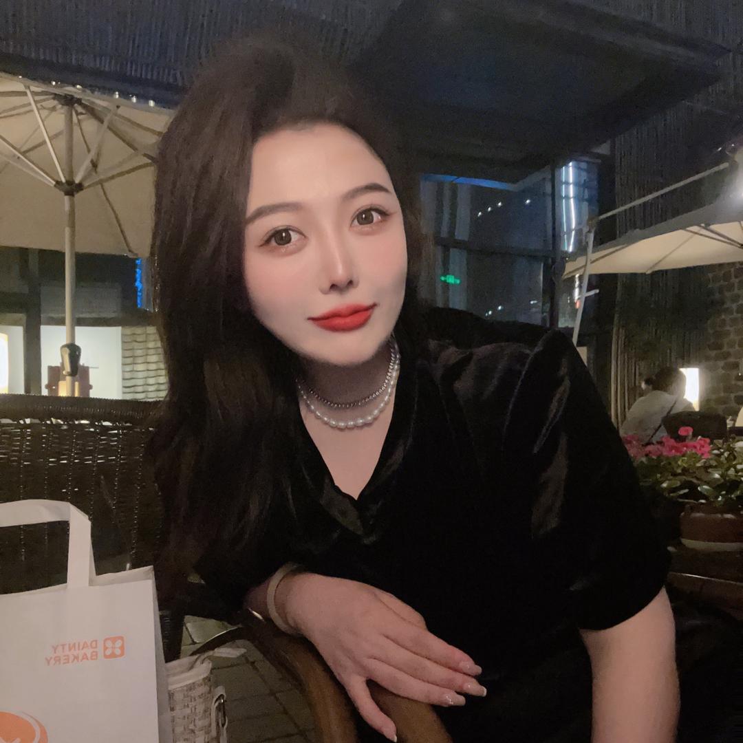 大牌美妆｜护肤👉珺珺