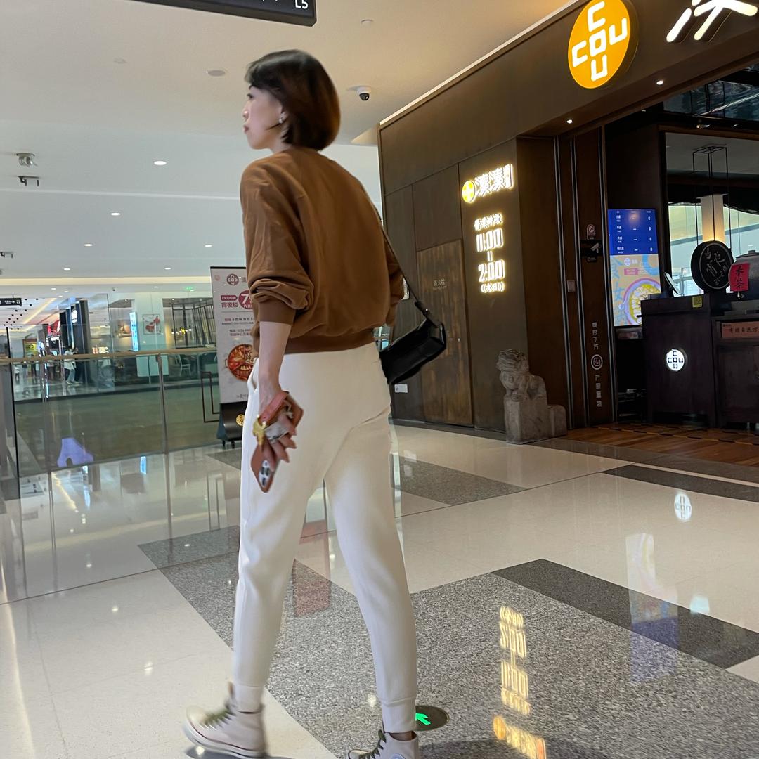 江小七雅昕服装店实体批发