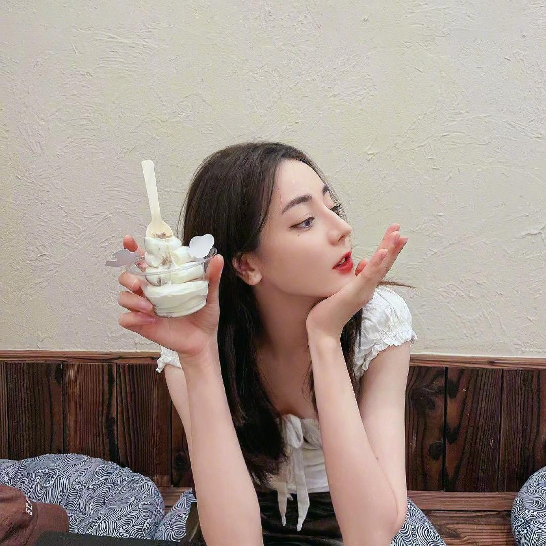 吃饭的时候不饿呢