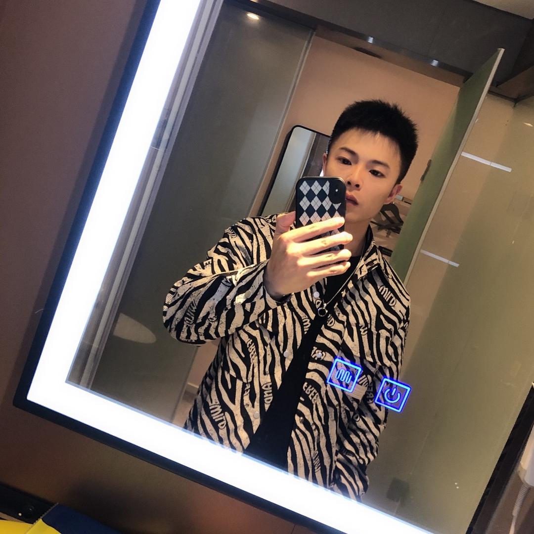 迪迦凹凸曼