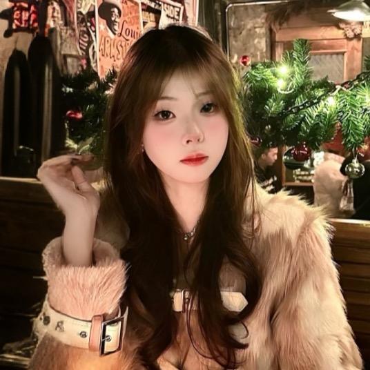 饼饼NANA