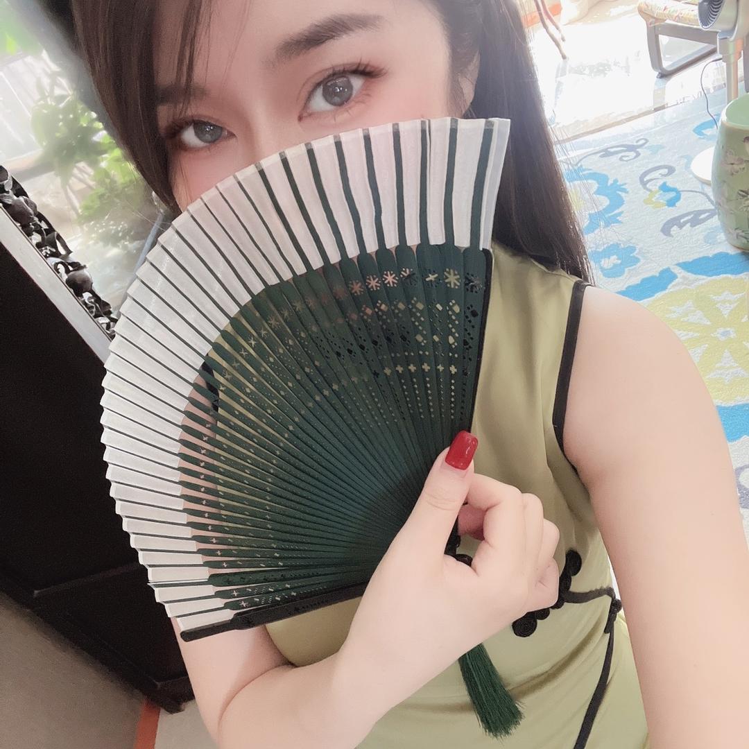 薛老师甜心💋仙女凹造型