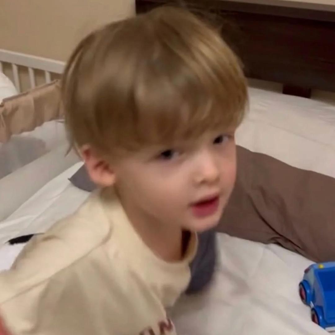 小y