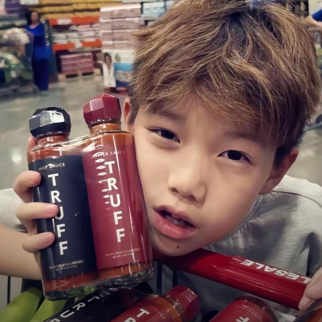 主播我求你了，你看看我呗，我真的没招了。