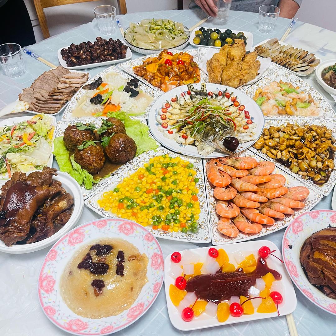 爱做饭的胖姐姐