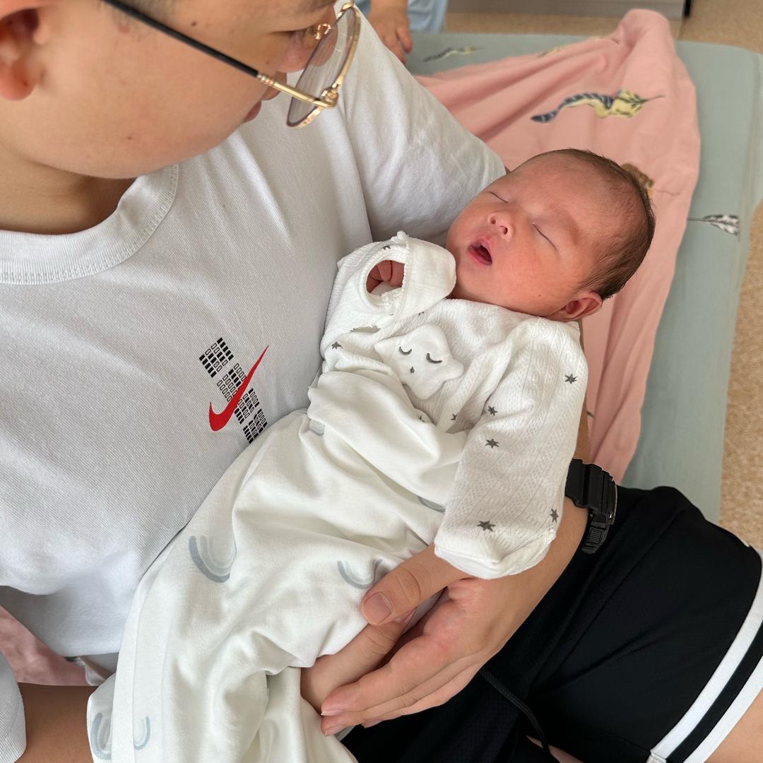 爱豆豆和小鱼儿🐠