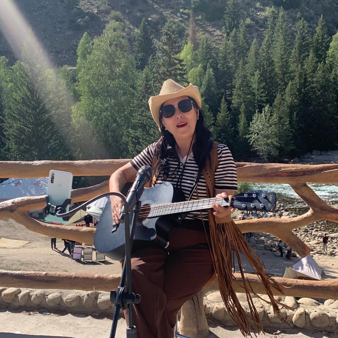 陕西操舞王小宁