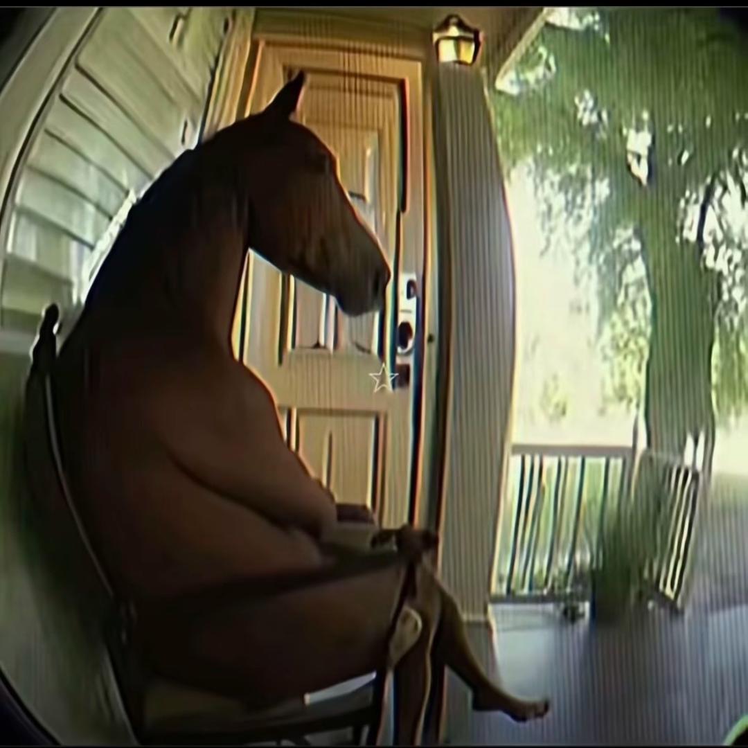 大红鞭炮炸柜子