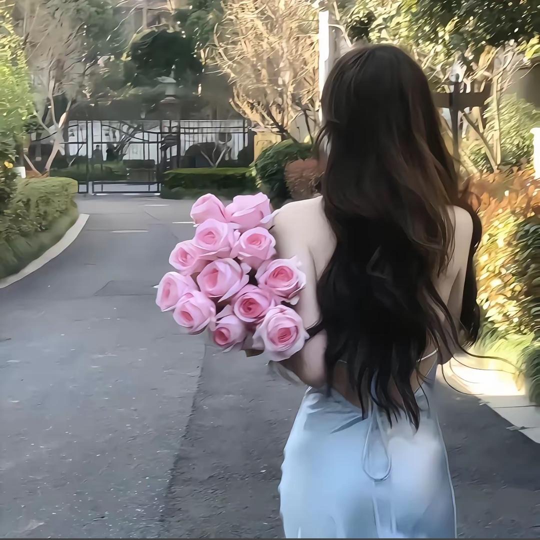 露露🎀