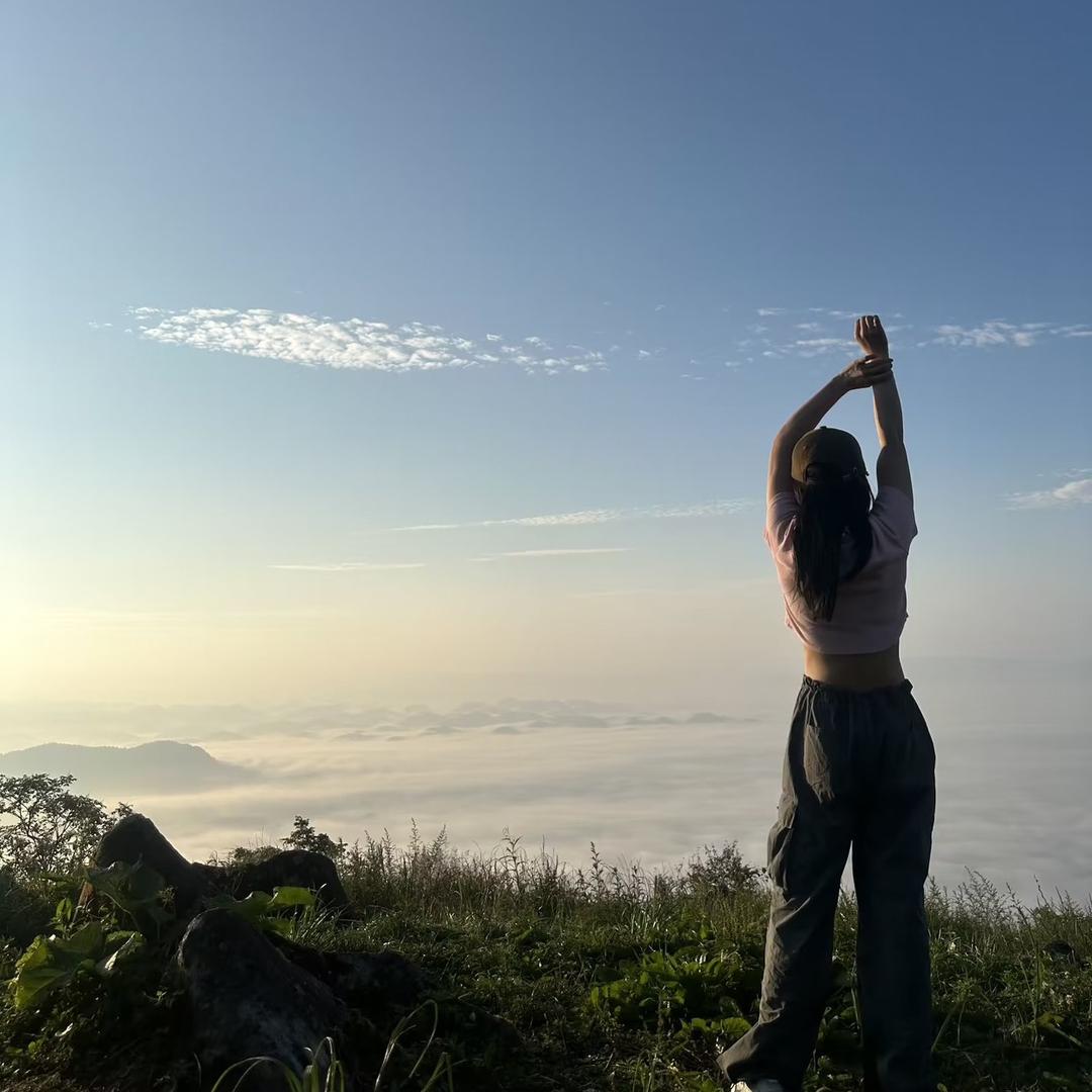 丷LinGᥫᩣ໌້.