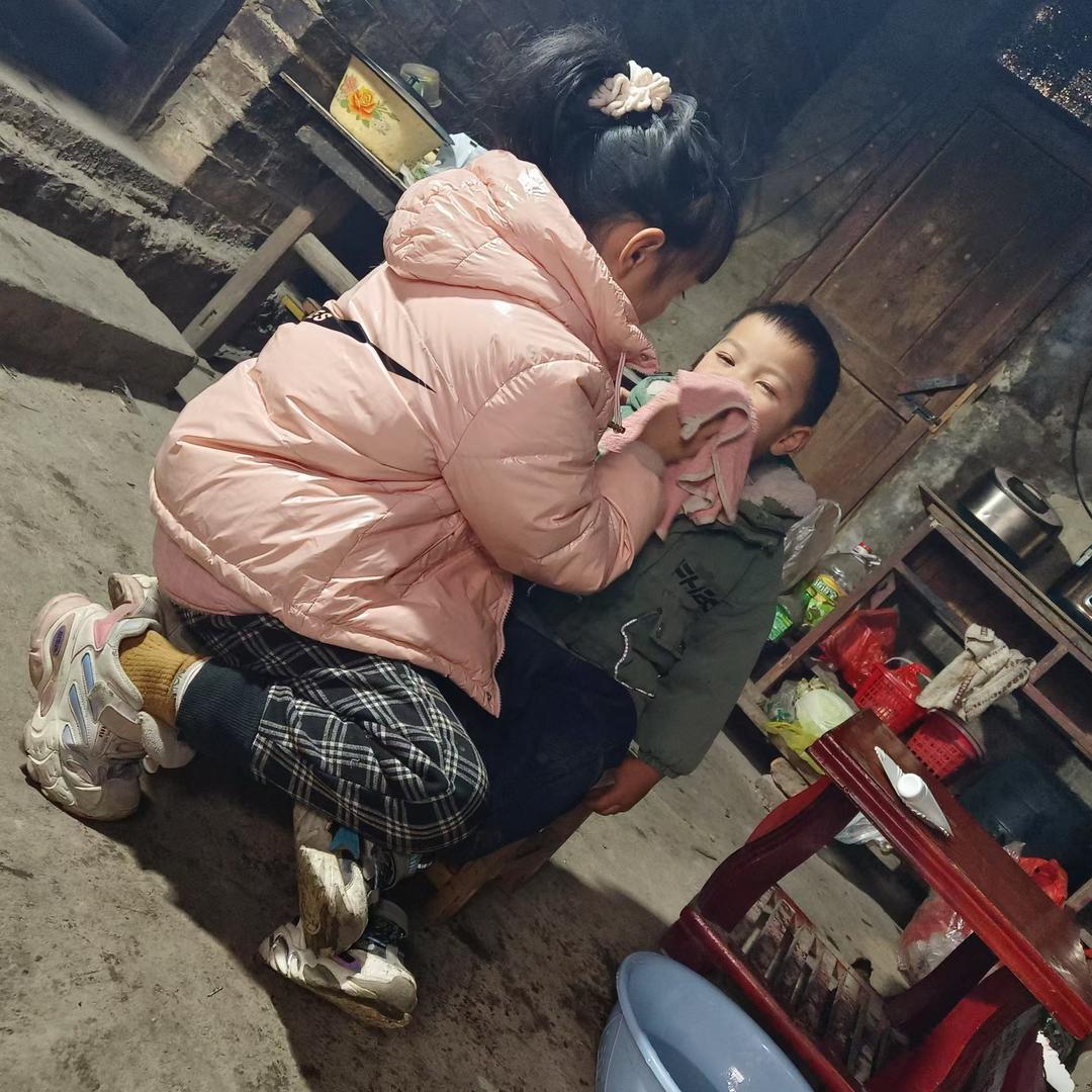 伍林高手的短袖