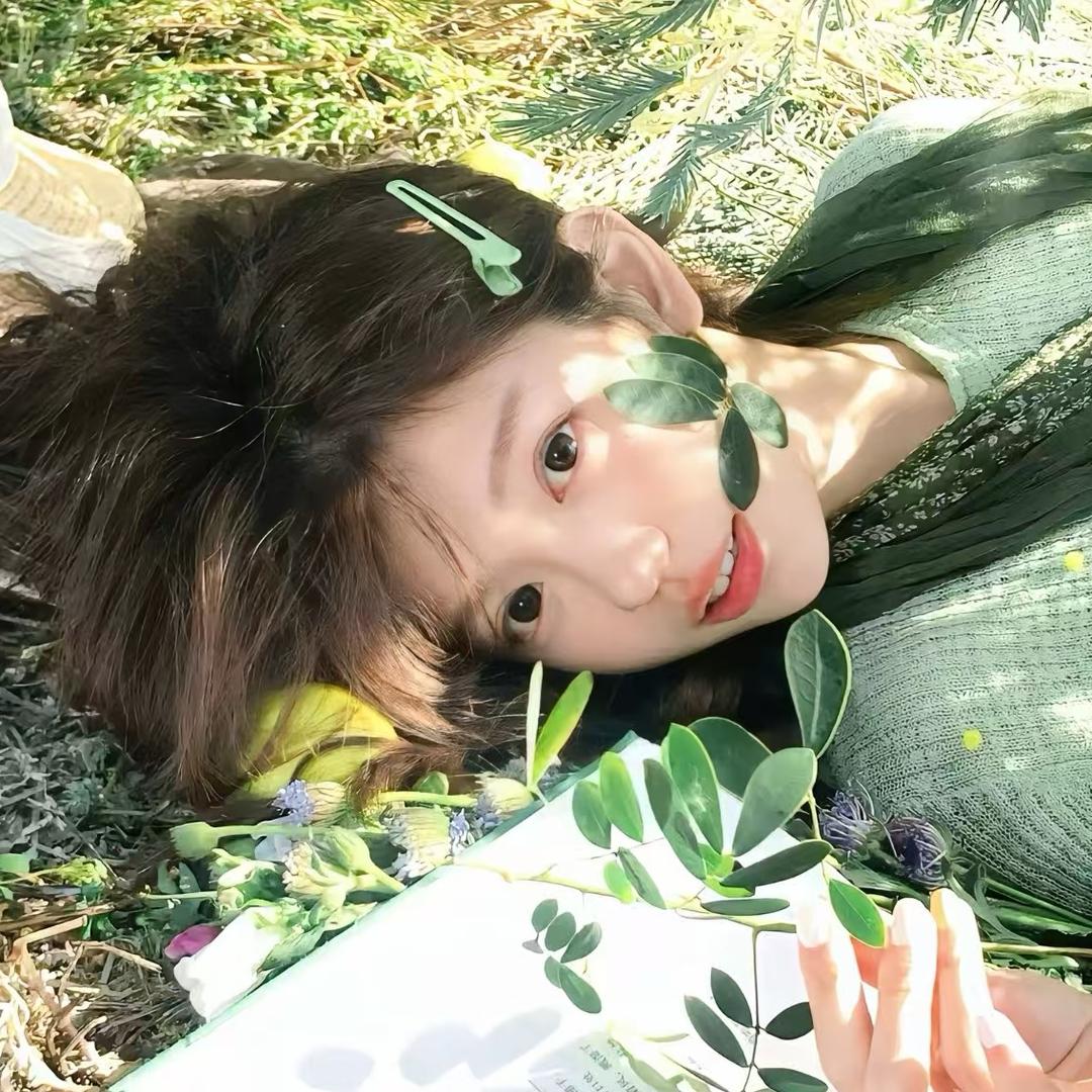 勤劳的一只小蜜蜂