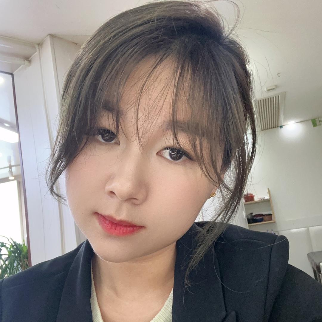 湘潭女发型师-小慧