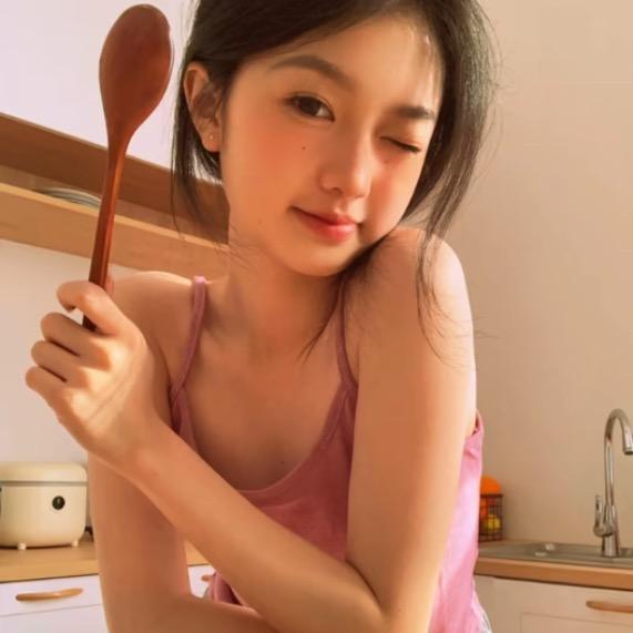 苒苒苒.