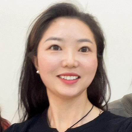 90后静静在林东